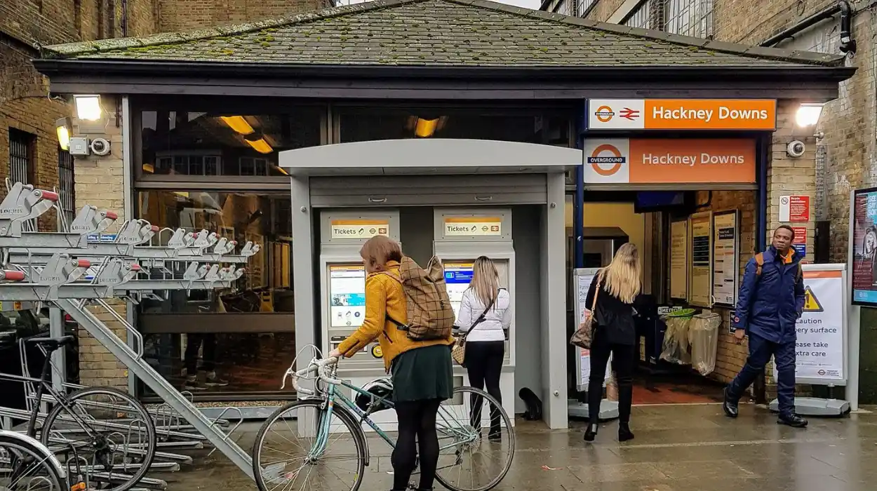 Hackney Downs Station Overground step-free access delayed for six years