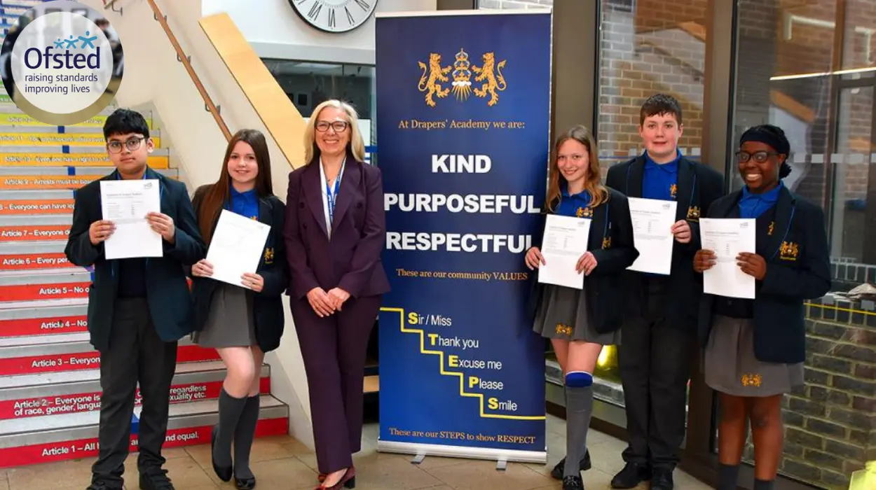 Drapers’ Academy in Harold Hill Receives Praise for Outstanding Ofsted Report
