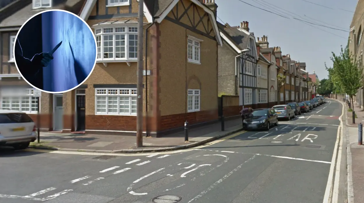 Greenwich stabbing: Teenager hospitalised after attack in Hoskins Street