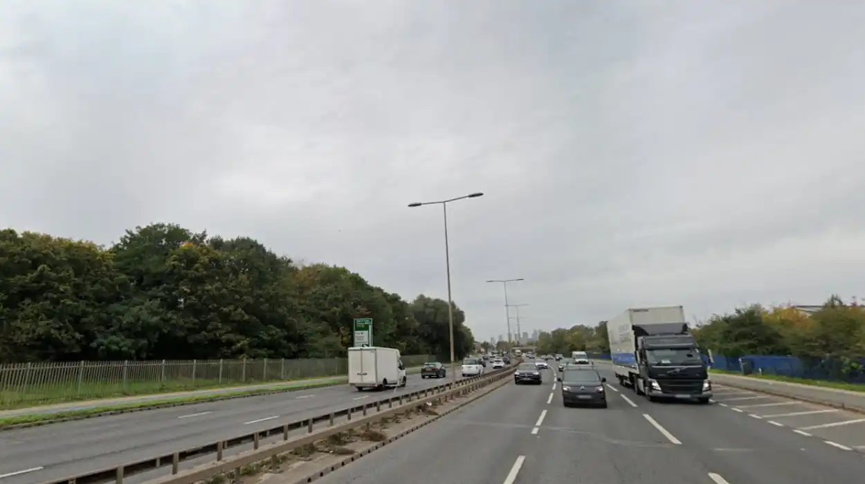 A13 Poplar Closed Emergency Incident Causes Traffic Chaos