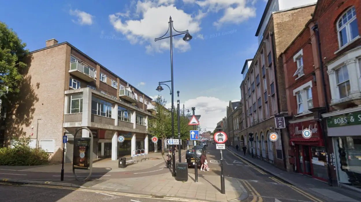 Romford Police Chase Teen Charged Over Machete Possession