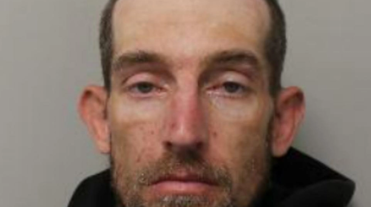 Prolific Romford Thief Banned from High Streets After Stealing More Than £1k