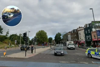 Tower Hamlets: Commercial Rd Crash, Man to Trauma Centre