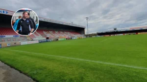 Dagenham Sack Lee Bradbury: Daggers Crisis