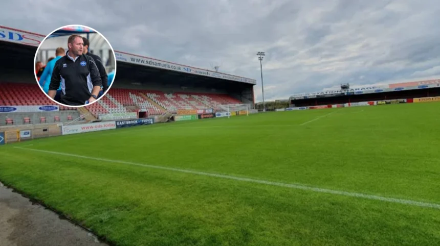 Dagenham Sack Lee Bradbury: Daggers Crisis