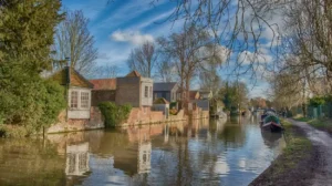 Discover Hidden Gems Along East London’s Scenic River Lea Walk Route