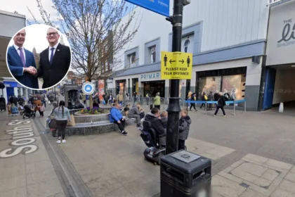 Nigel Farage Draws Crowds at Romford Market with Rosindell, Romford 2026