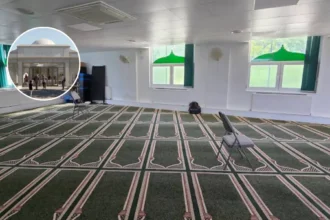 Romford Mosque Meeting: Residents Concerned (2026)