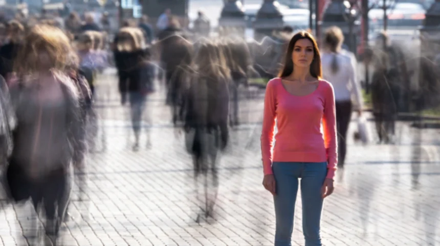 The Loneliness of a Crowded City: Living Alone in London