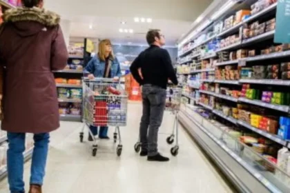 Inflation and Middle-Class Spending Pressures Across London and the Middle East
