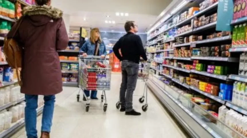 Inflation and Middle-Class Spending Pressures Across London and the Middle East
