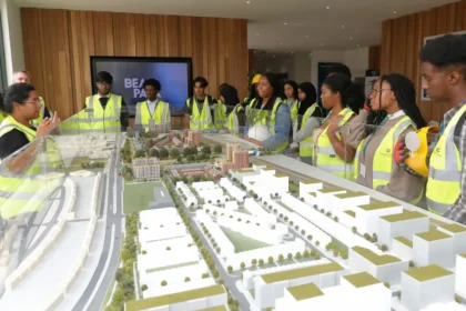 London Urban Communities Growth, Identity & Social Balance