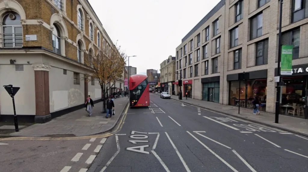 What makes Hackney good for outdoor time?