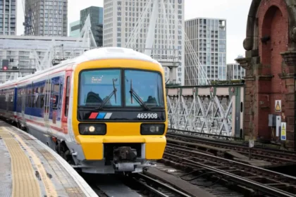 London Rail Upgrade Two Stations Close for 22 Days