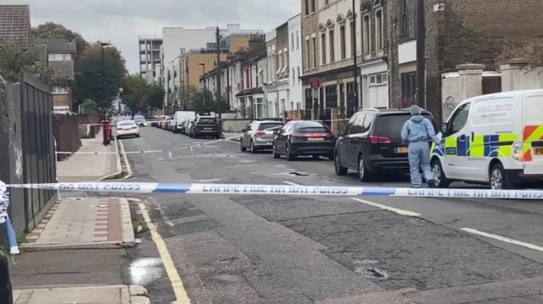 Newham Stabbing Leaves One Dead, Two Injured as Murder Probe Begins
