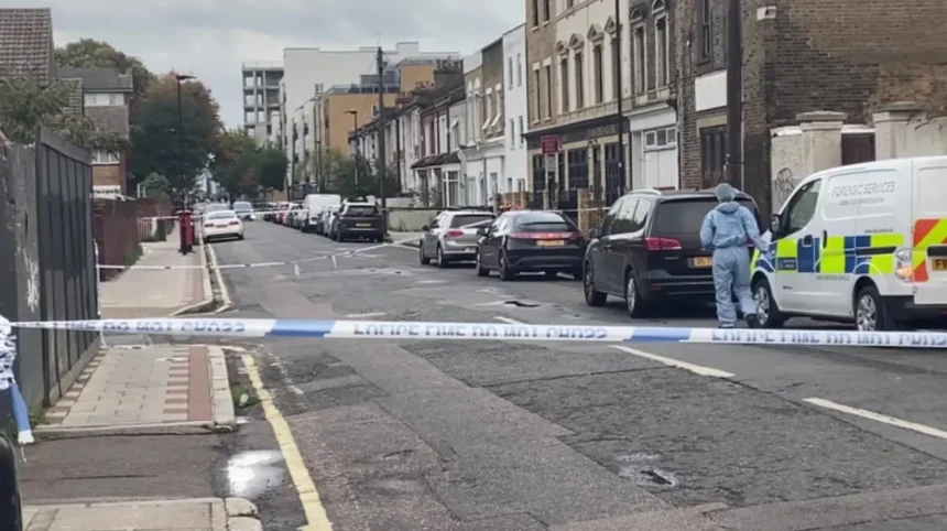 Newham Stabbing Leaves One Dead, Two Injured as Murder Probe Begins