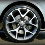 4 Signs Your Car May Need a Wheel Alignment 