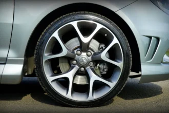 4 Signs Your Car May Need a Wheel Alignment 