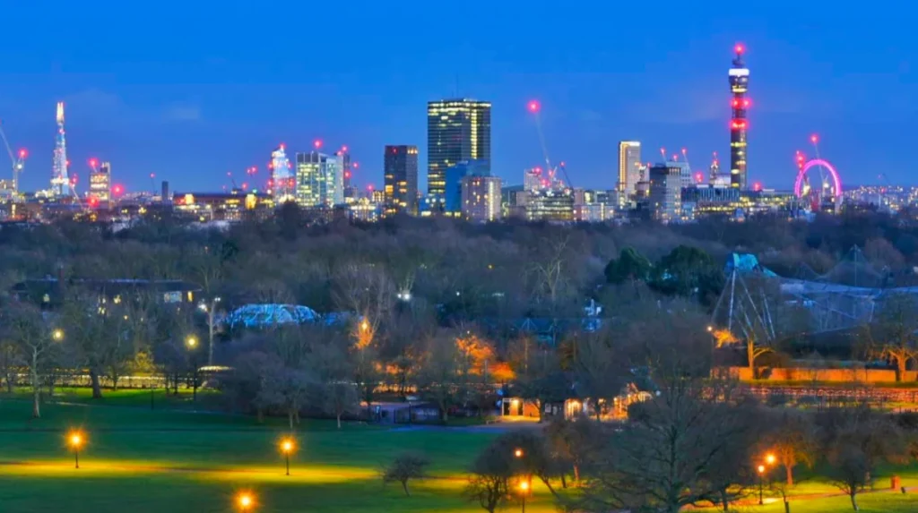 What makes Havering a strong day-out destination for tourists and weekend visitors?