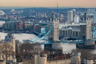 A Tourist's Guide to Exploring Tower Hamlets and East London | History, Markets & Attractions