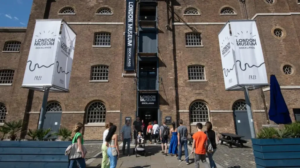What are the top historical attractions in Tower Hamlets?
