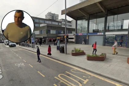 Police Hunt Man After District Line Sexual Assault in Barking 2026
