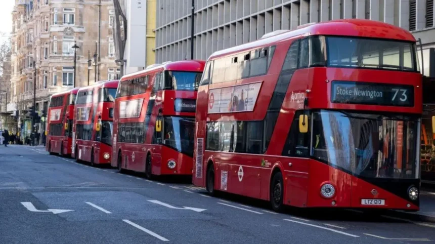Superloop SL12 Bus Launches With Free Travel in Havering 2026