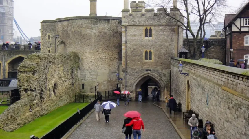 Tower Hamlets London Guide_ Attractions, Markets and Experiences