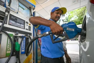 Why UK Petrol Hit 174p a Litre: Iran, Oil and the US Midterms Explained 