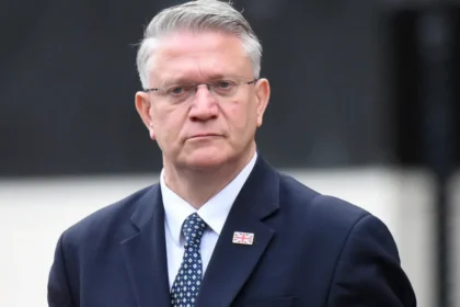Andrew Rosindell Pays Tribute to Friend Jeffrey Archer in Romford 2026