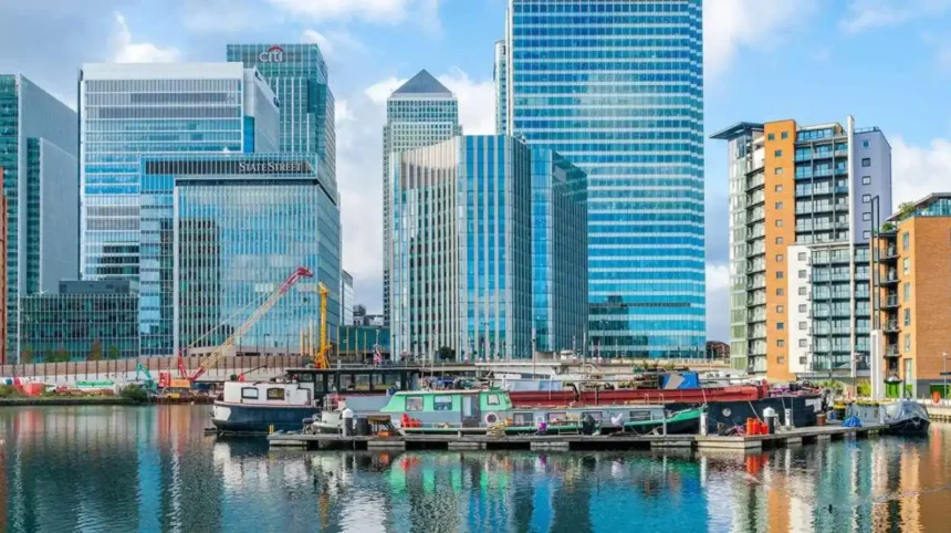 Exploring the Isle of Dogs_ Top Attractions and Waterfront Experiences