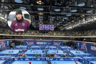 James Collins Boxing Debut Against Big Stacks in London 2026