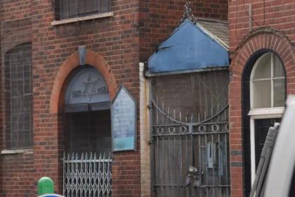 Two Deny Arson at East London Synagogue in Whitechapel 2026